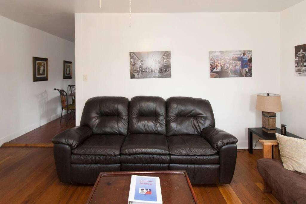 Cajun Stays - Cajun Hostel II - The Black Room Lafayette Luaran gambar